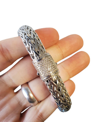 John Hardy Heavy Sterling Silver Chain Bracelet 90.5 Grams Box and Booklet